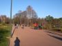  promeneurs dans le parc de la tête d'Or